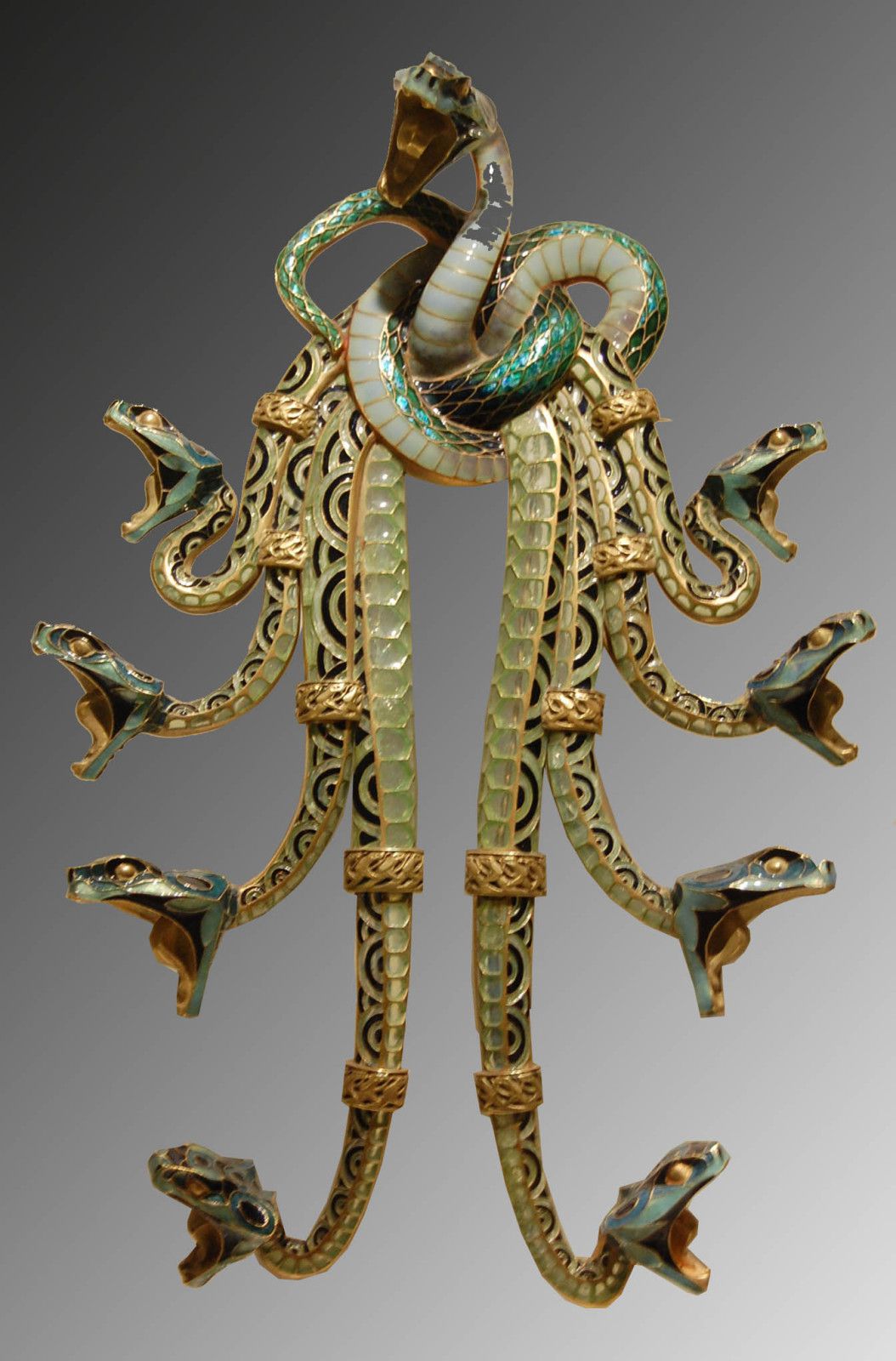 Lisbonne - Musée Calouste Gulbenkian: Bijoux art Nouveau de Lalique -  LANKAART