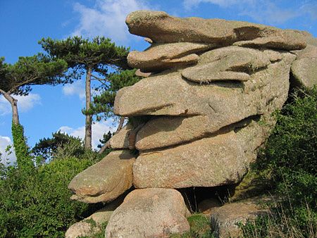 rocher-trebeurden.jpg