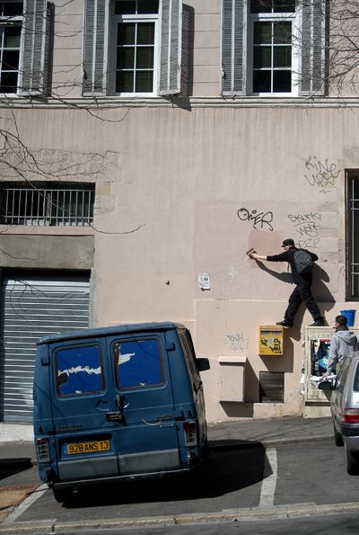 monsta-poster-marseille-02