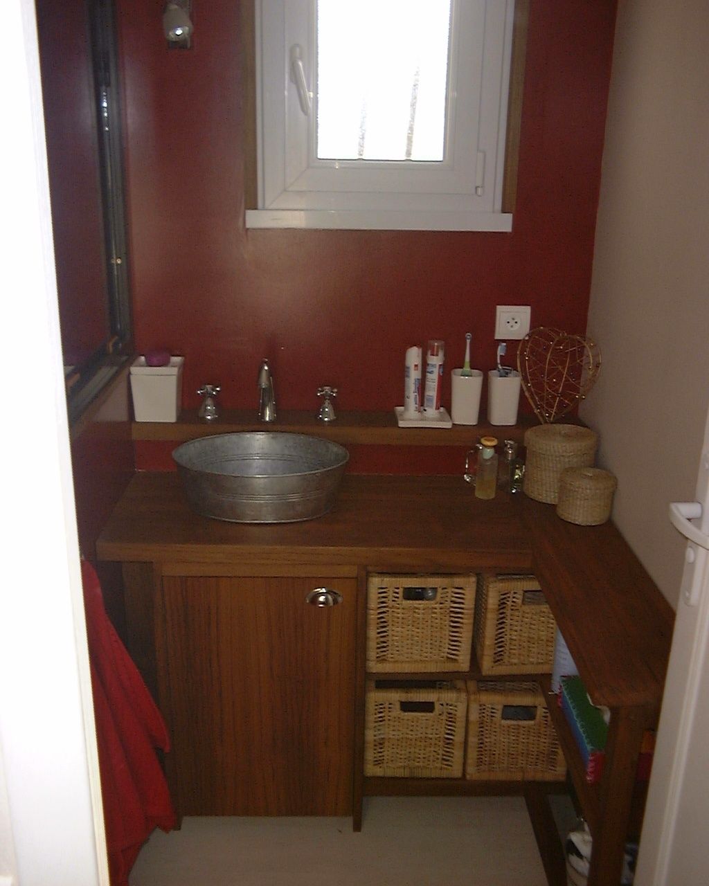 Meuble Salle De Bain Bas Bois ~ d tournement art de l espace Meuble Salle De Bain Bas Bois ~ d tournement art de l espace