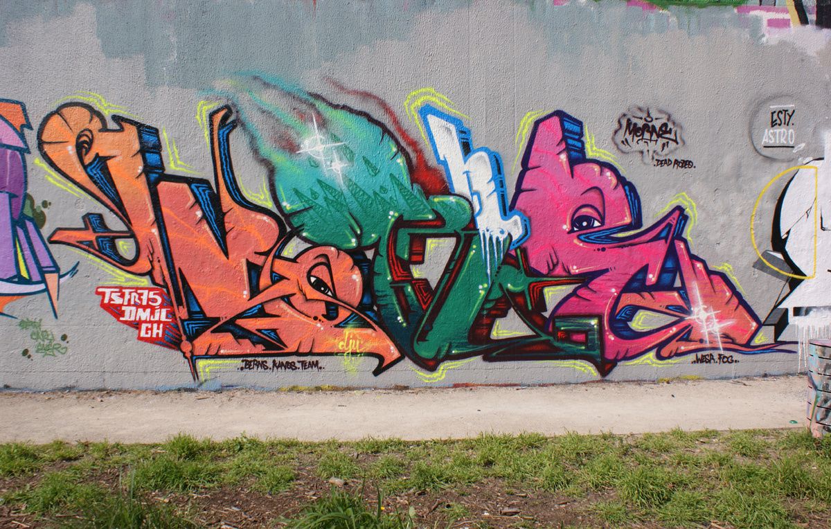 Album - Graffitis IVRY sur Seine Tom 010