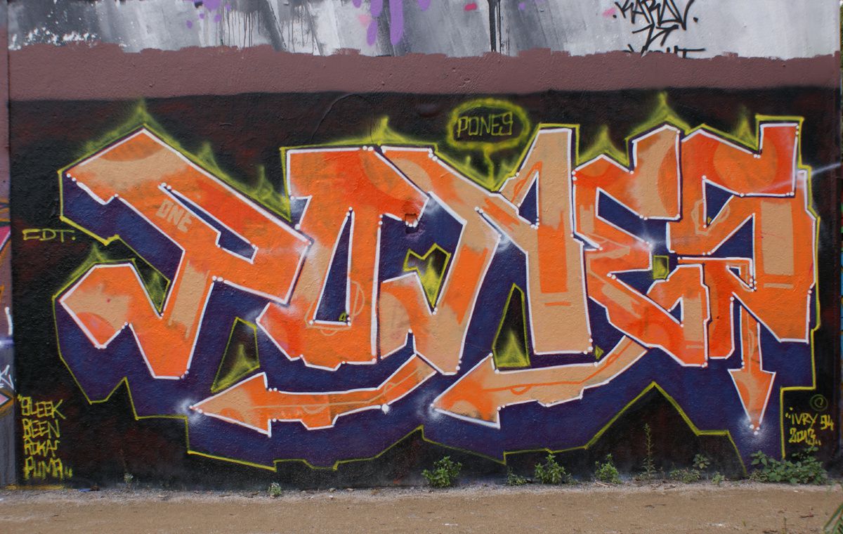Album - Graffitis IVRY sur Seine Tom 018