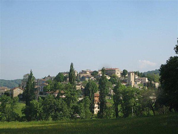 cap-vaunaveys-village.JPG