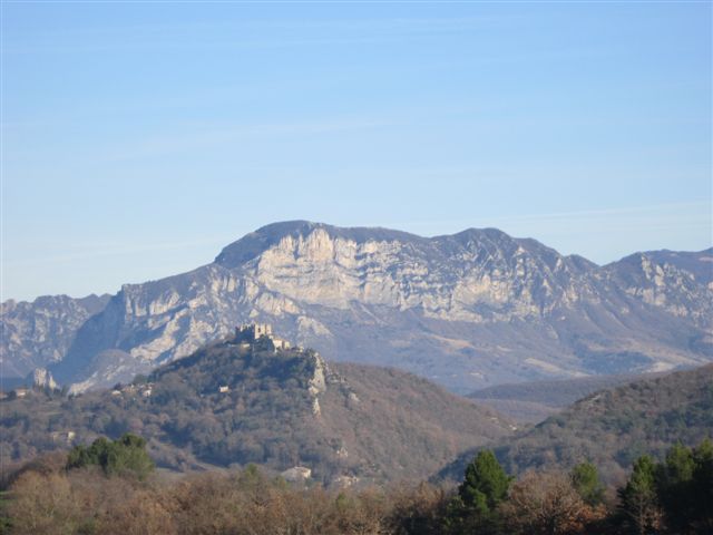 2011-11-novembre 3697-soyans-chateau