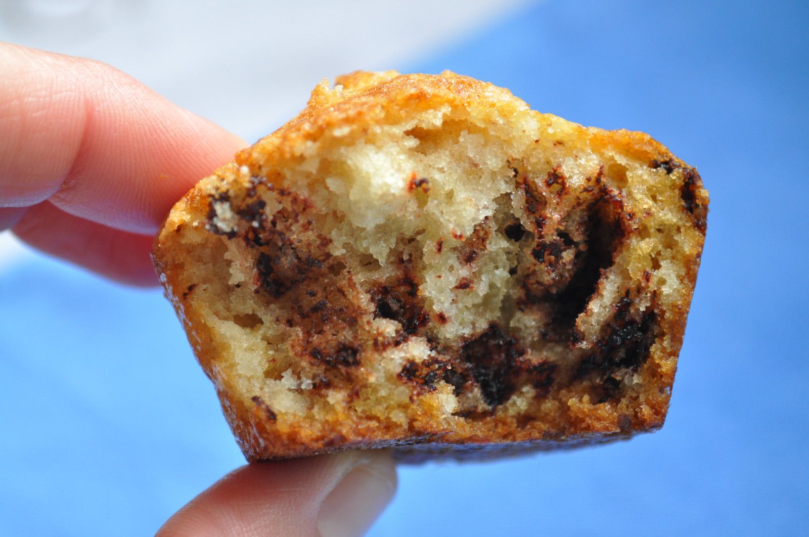 Muffins moelleux amande et pépites de chocolat - Blog cuisine avec du  chocolat ou Thermomix mais pas que