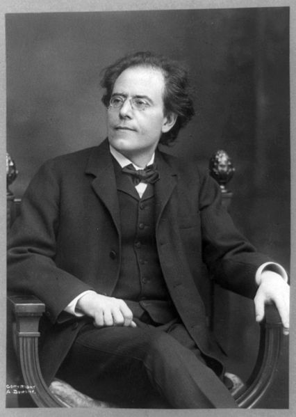 426px-Gustav_Mahler_1909.jpg