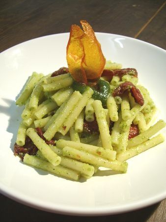 MacaronisPestoTomatesConfites5