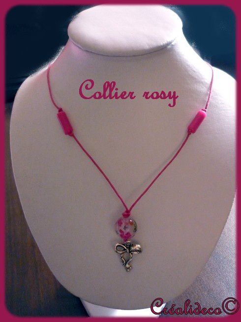Collier pink