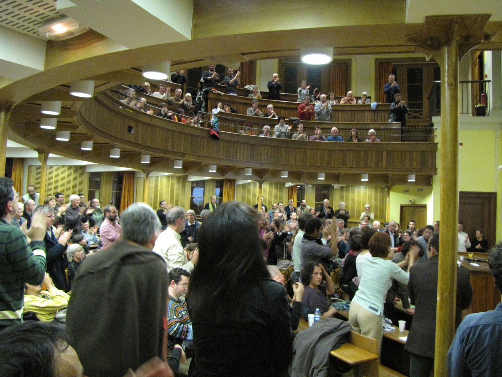 Il y avait foule dans l'amphithéâtre des Assises d'Europe Écologie