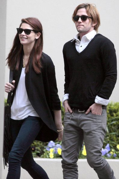 Jackson Rathbone couple