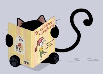 chat noir derrière livre