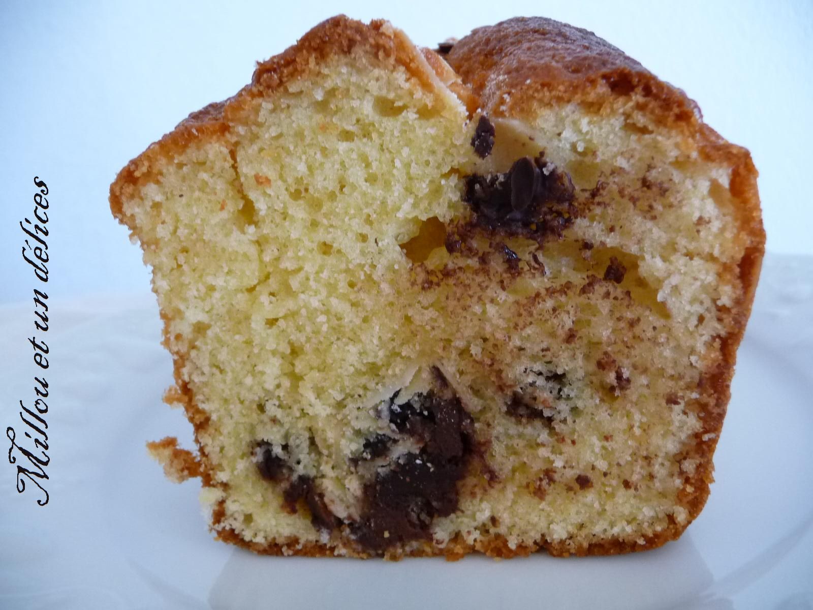 cake crousti fondant pépites de chocolat et amandes part de millou cake crousti fondant pépites de chocolat et amandes part