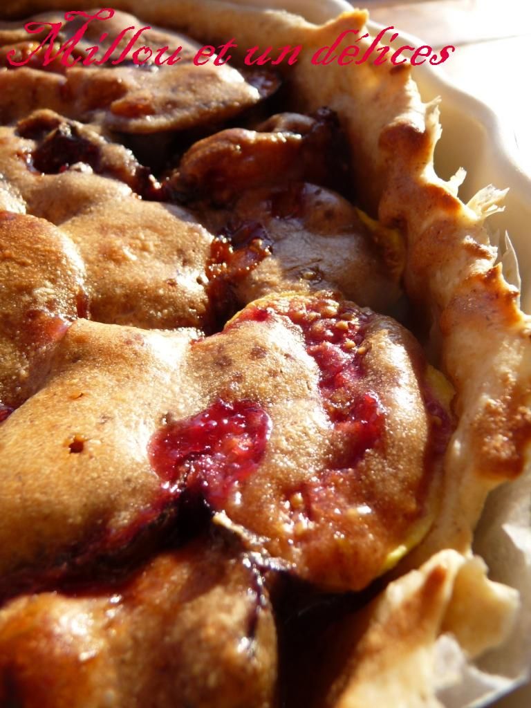 Tarte aux figues et à la purée d'amande de Millou Tarte aux figues et à la purée d'amande de Millou et un delices