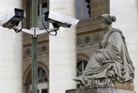 camera-video-surveillance.jpg