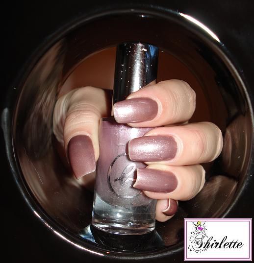 11-vernis-agnes-b.jpg