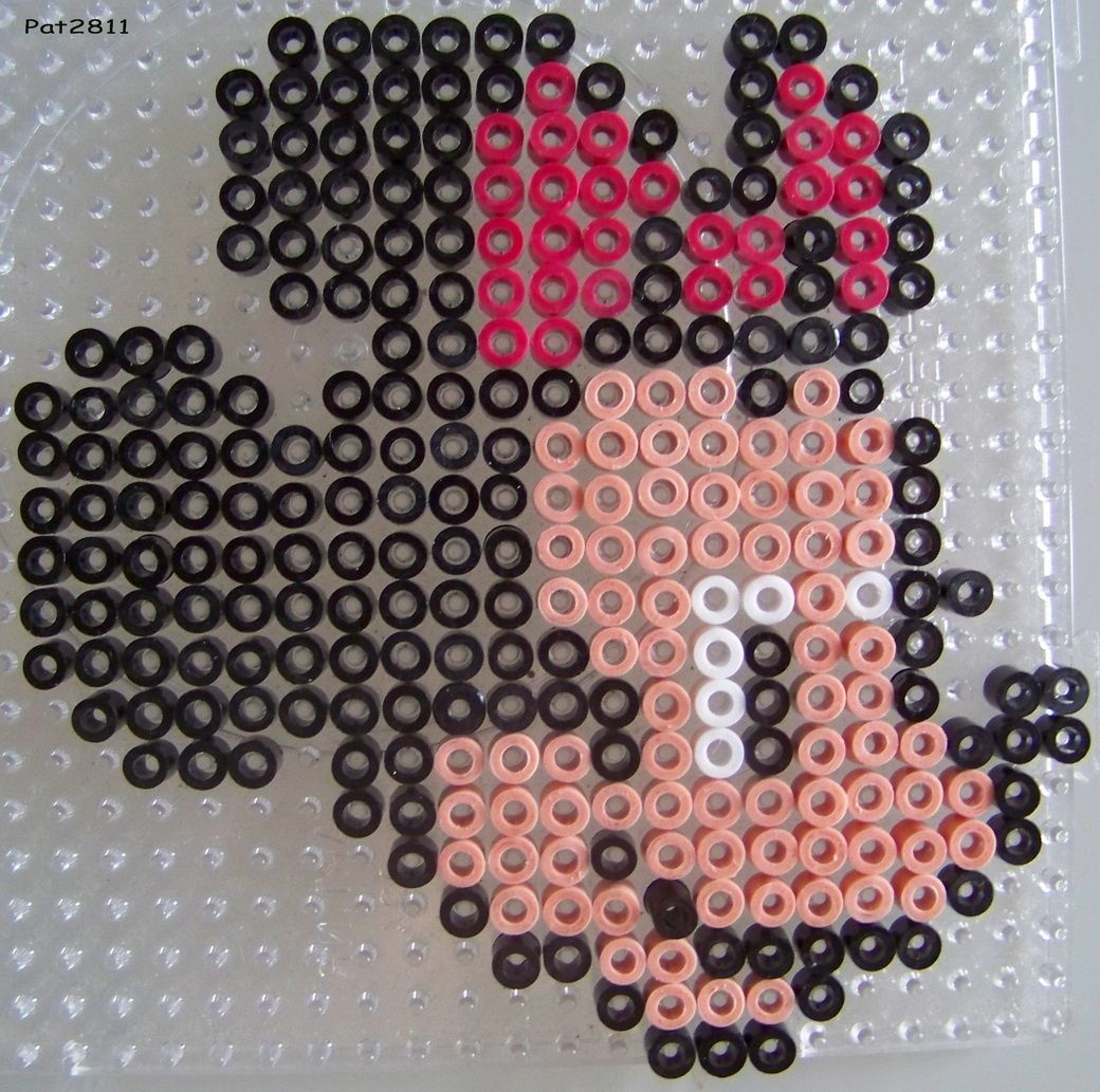 Perle A Repasser Mickey Et Minnie Perles Hama : Mickey et Minnie - Les loisirs de Pat