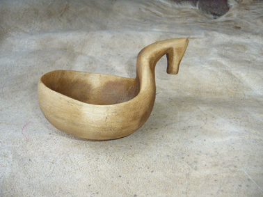 préhistoire expérimentale : tasse en bois reconstituée par Hervé Beaudouin préhistoire en Lorraine : tasse en bois reconstituée par Hervé Beaudouin