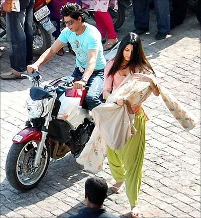 Anushka---Rab-Ne-Bana-Di-Jodi-1.jpg