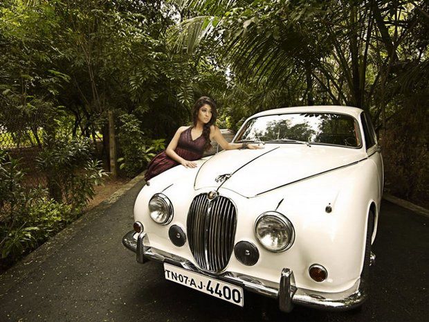 South-Indian-Actress-2011-Calendar-Photoshoot-Gallery-6.jpg