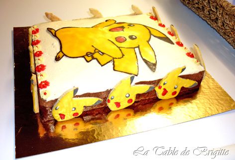 gâteau-Pikachu-vu-de-profil