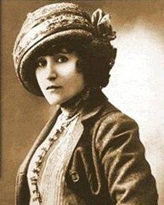 Colette-Les-Vrilles-de-la-Vigne-1908.jpg
