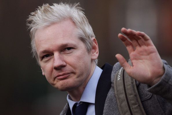 Julian+Assange+Appears+Court+Extradition in ong humanitaire