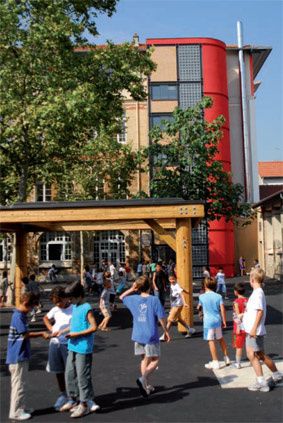 l'école thiers réhabilitée entièrement il y a 2 ans 1/2 école thiers boulogne-billancourt
