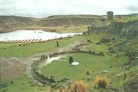 perou-cromlech-preincaique-----culture-Aymara--cercle-sol.jpg