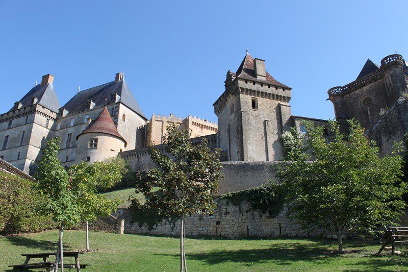Biron en Dordogne 106