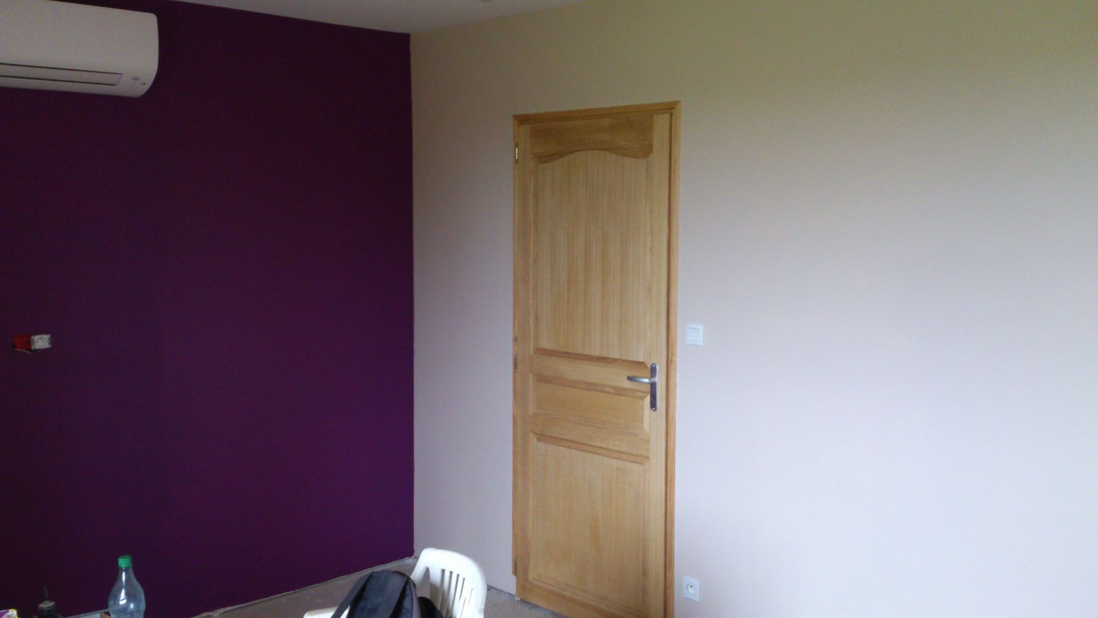 Chambre violette et lin ! renovation d'une fermette en bourgogne