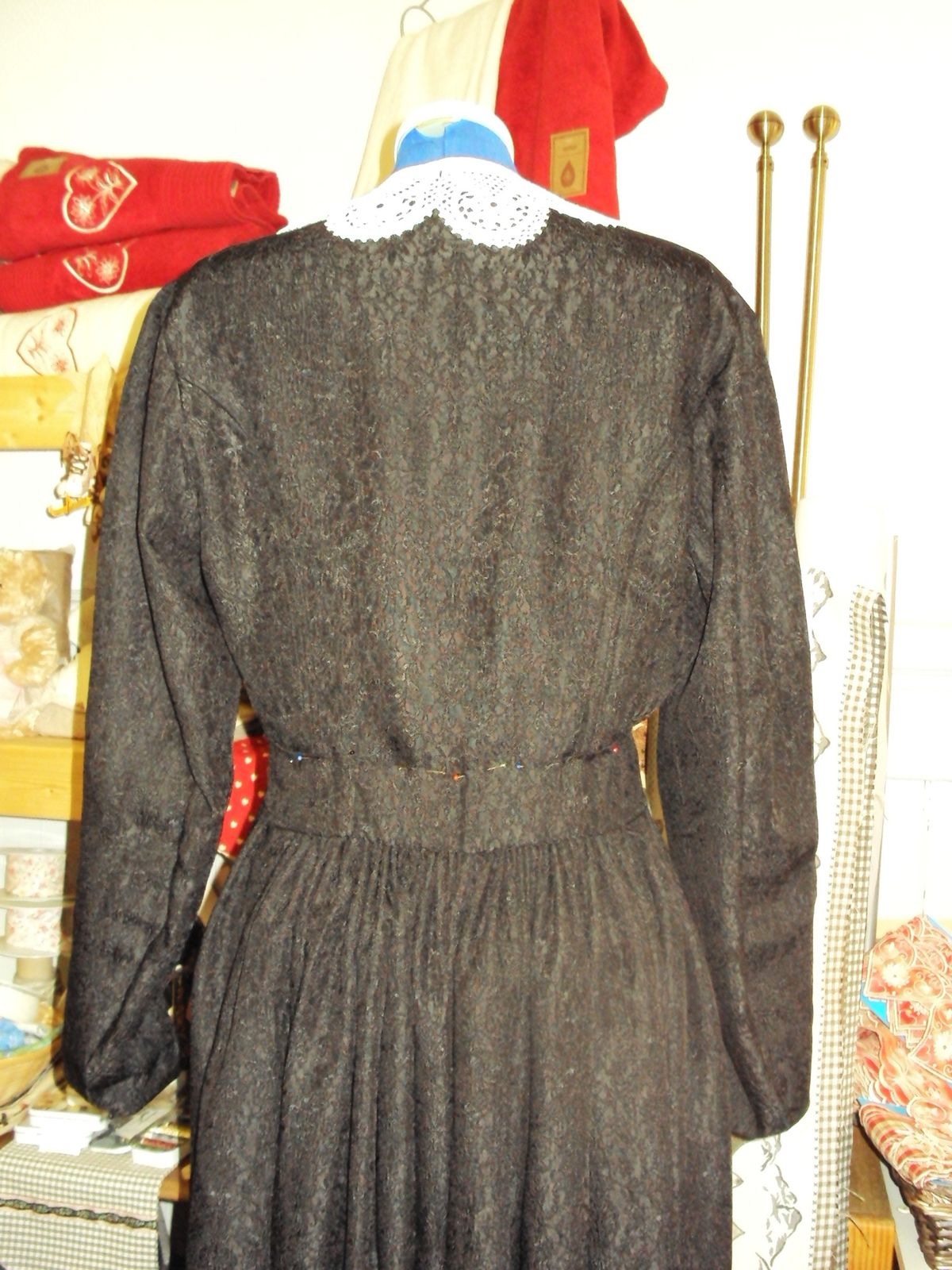 Restauration d'une robe ancienne