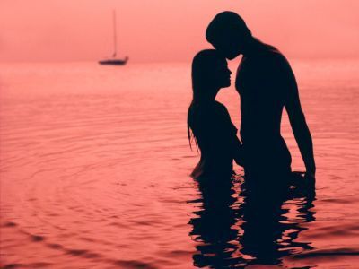 normal beach-love-couple-silhouette