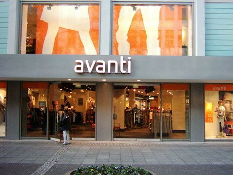 avanti.jpg