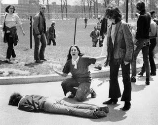 photographie-manifestation-contre-gu-vietnam_4-mai-1970.jpg