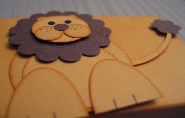 Boite-Lion-01d.JPG
