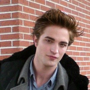 robert-pattinson-300x300.jpg