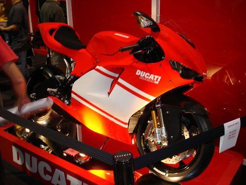 Ducati-Desmosedici-RR.jpg