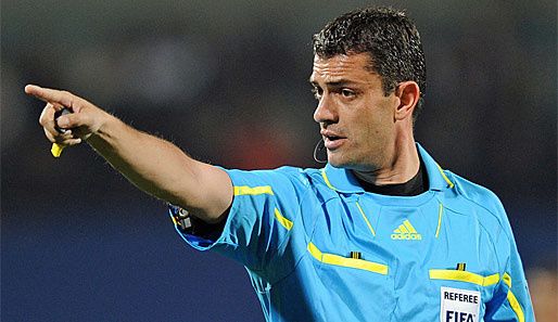 viktor-kassai-arbitre-hongrois.jpg