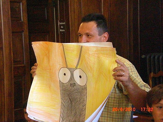 A l'occasion de la Fête des Mères et des Pères, le concours de dessins organisé avec les écoles de Tarascon était sur le Thème de la Protection de l'Environnement