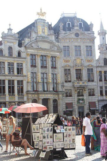 2 Grand Place