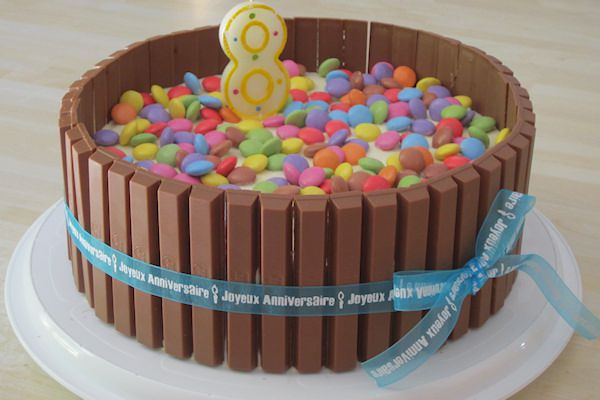 Gâteaux rigolos anniversaires et fêtes ! Lucky Sophie  - gateau anniversaire 8 ans