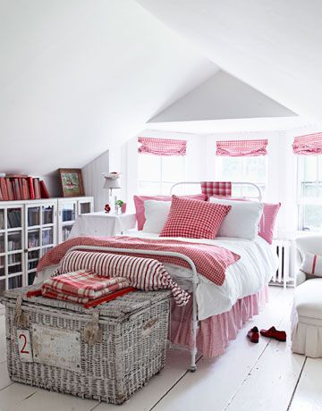 hamptons-bedroom-vintage-bedding-0311-oneill17-de.jpg
