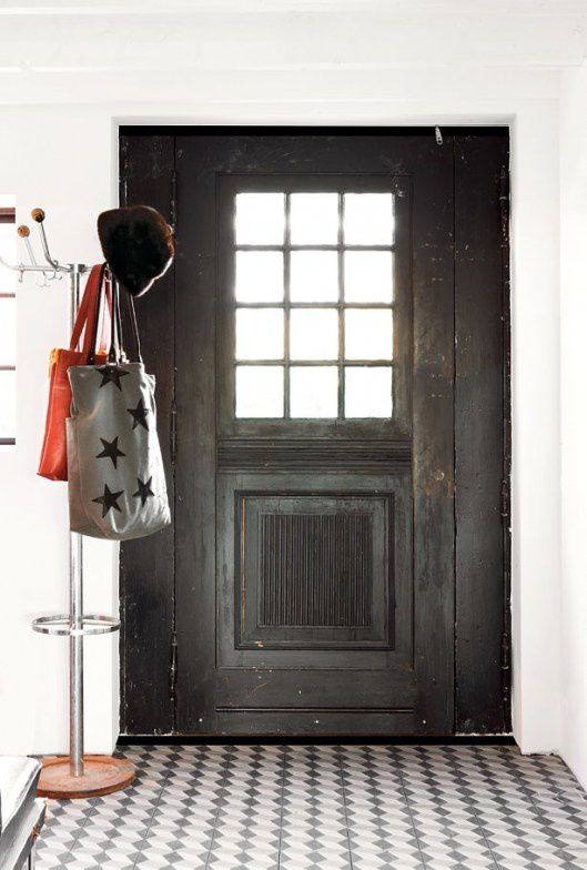 eclectic-scandinavian-style-swedish-home-antique-door-floor.jpg