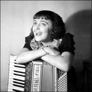 edith-piaf-jeune.jpg