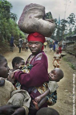 RDC-16592-femme_Tineke-dHaese-OxfamSolidarite-d5741.jpg