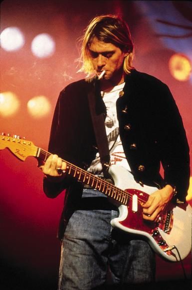 Le guitariste de la semaine : Kurt Cobain - Le blog de guitare -de-legende.over-blog.com