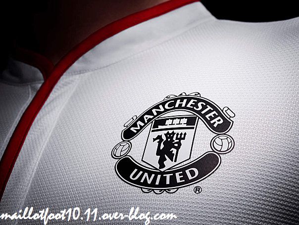 manchester-united-away-kit-2013.jpeg