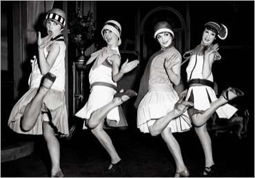 img_Quatre-femmes-dansent-le-charleston_BETTMANN_ref-AY916_.jpg