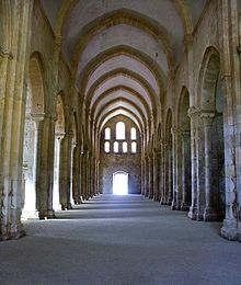 220px-Abbaye de Fontenay-Eglise