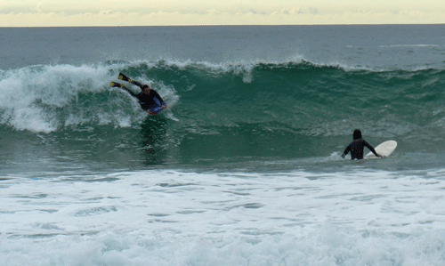 http://idata.over-blog.com/3/91/57/18/bodyboard-cote-so_01.gif